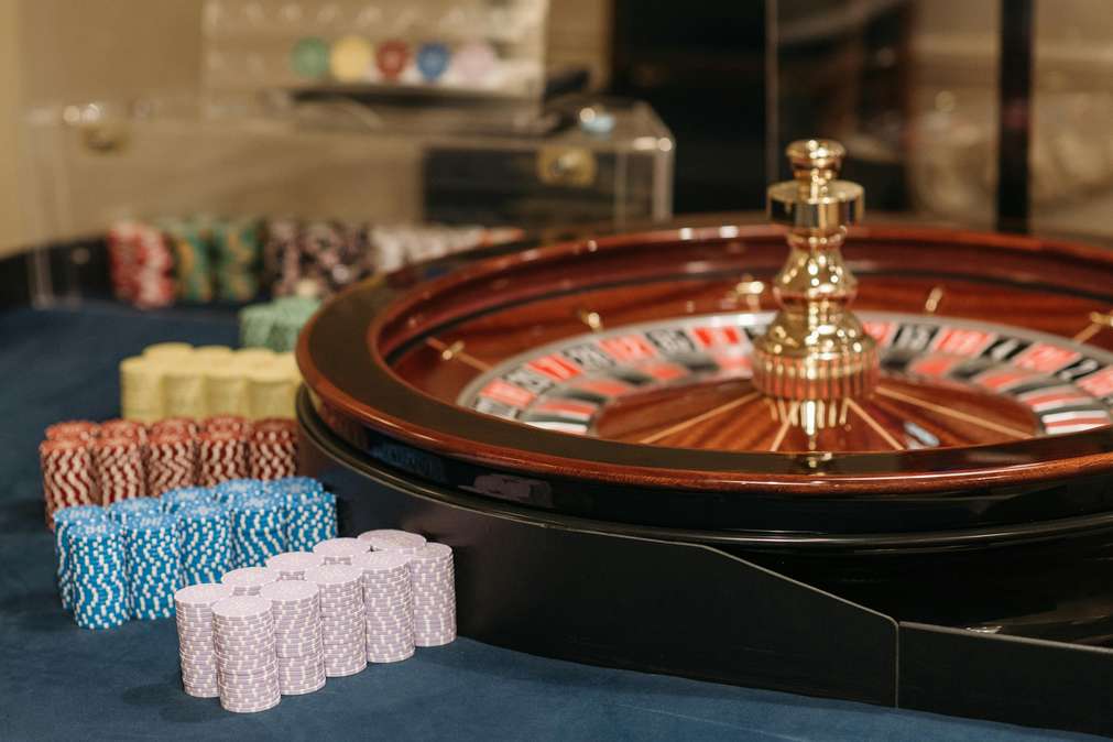 Spin to Win: Your Ultimate Guide to Roulette at Golden Crown Casino Spin to Win: Your Ultimate Guide to Roulette at Golden Crown Casino